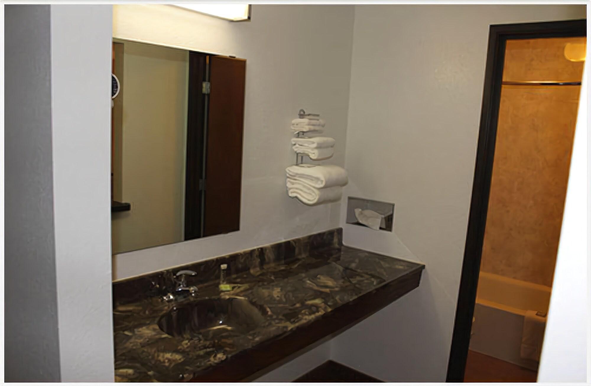 Rodeway Inn Saint Joseph Esterno foto